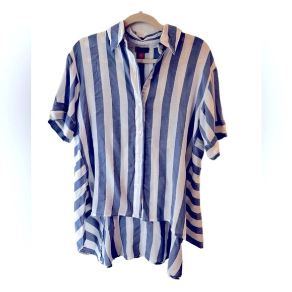 Vince camuto button down high low blouse in great condition size XS​ - Picture 1 of 3